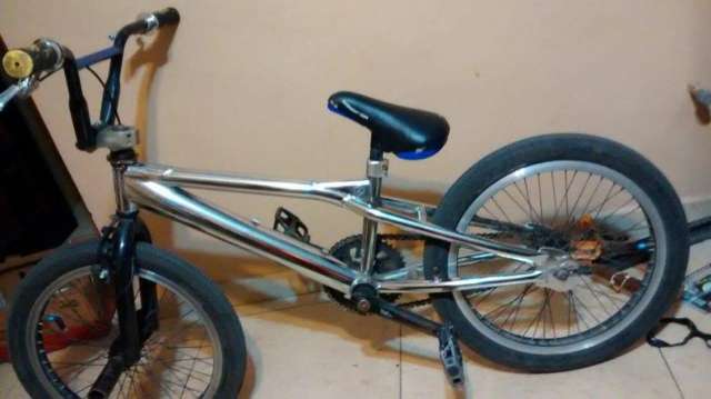 Bicicleta mercurio best sale bmx cromada